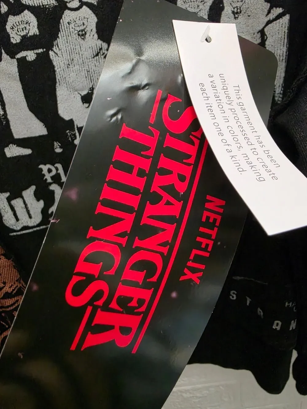 Nwt Men's Netflix Stranger Things Crewneck Sweatshirt, Size L
